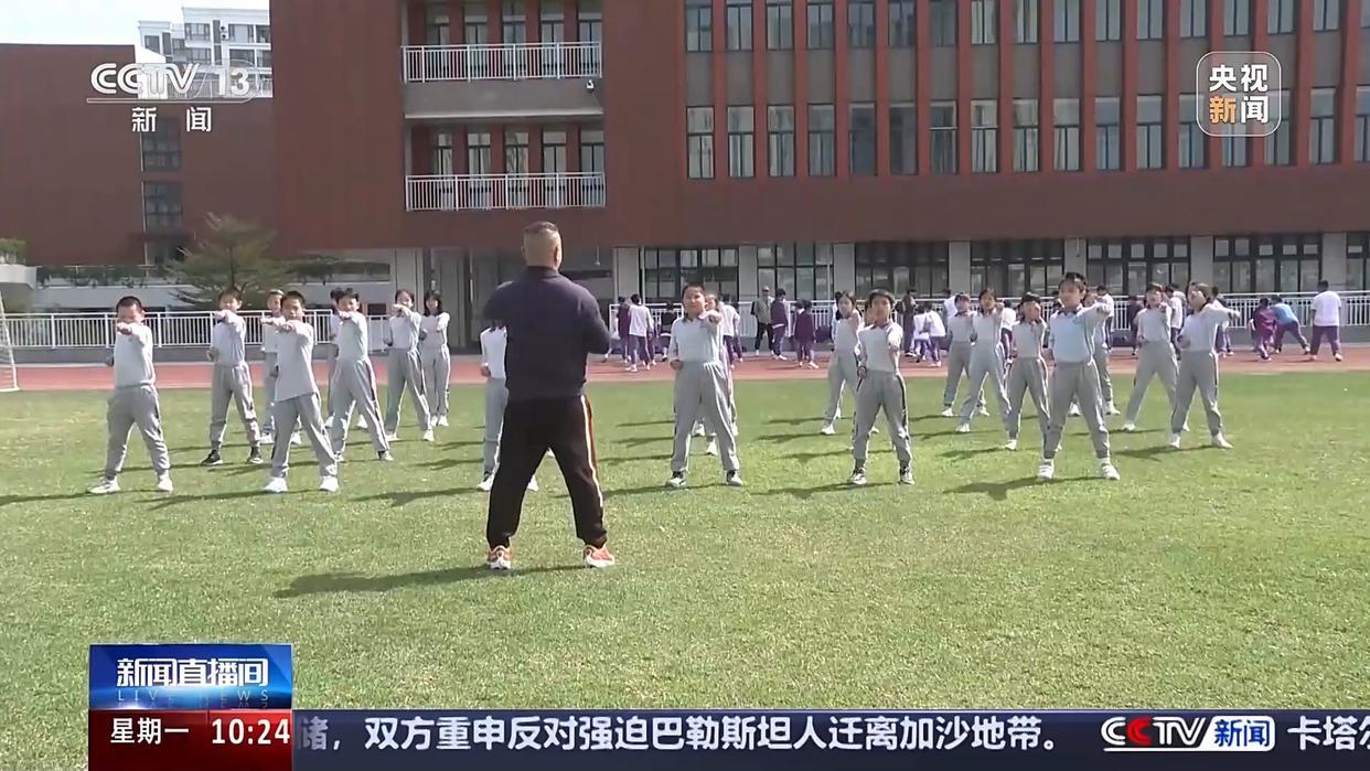 还是普通健